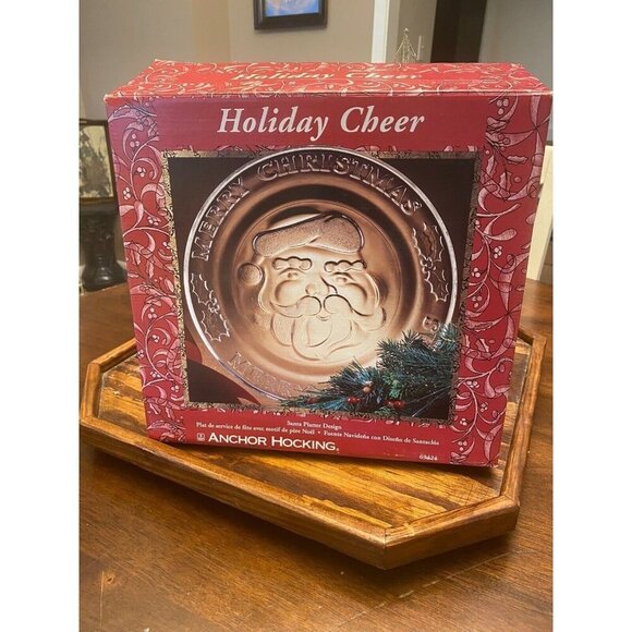 Anchor Hocking Holiday Cheer 12" Plate Winter Time Ice Skating Sleigh Ride USA - Picture 2 of 3